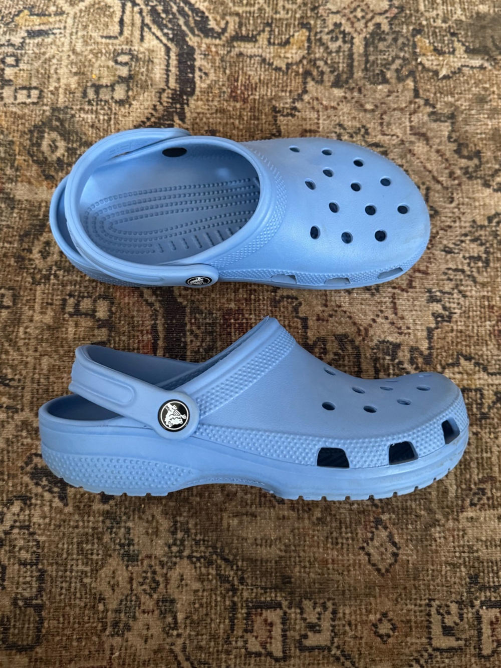 CROCS Classic Blue Clogs Youth Size 4